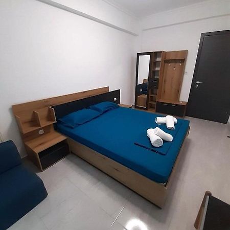 Ourania Apartment Аспровальта Экстерьер фото