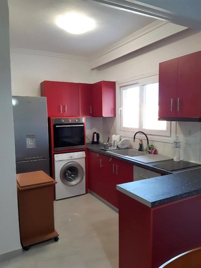 Ourania Apartment Аспровальта Экстерьер фото